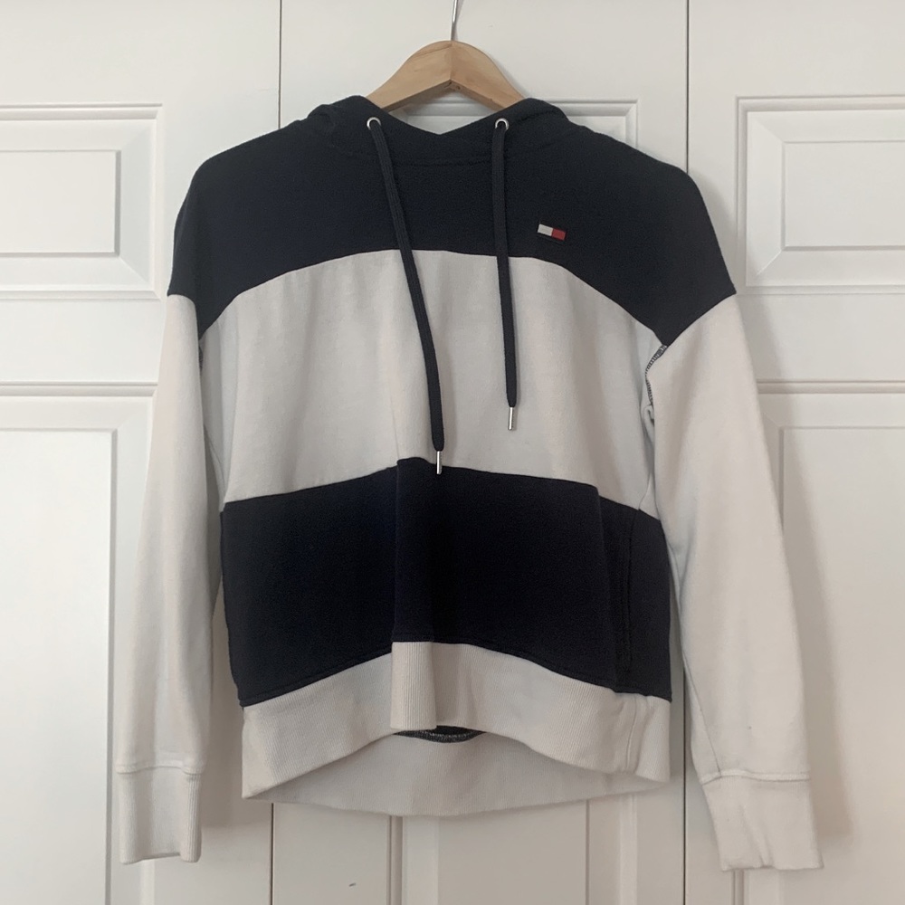 Women’s Tommy Hilfiger Lightweight Sweatshirt